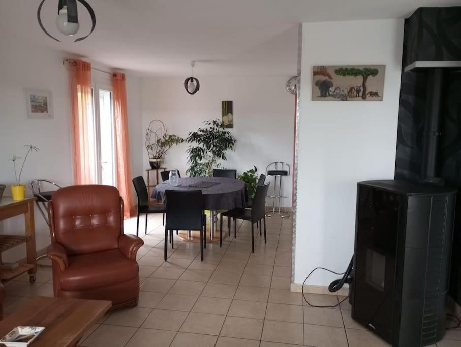 Maison 6 Personnes Billom Buitenkant foto